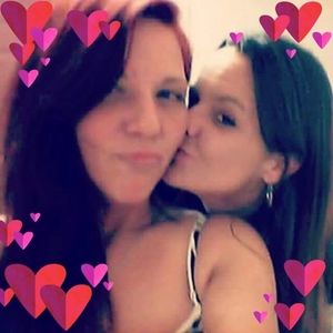 Meet your Posher, Roxanne